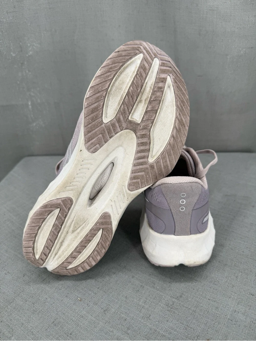 Saucony Wmns Tide 2 'Woodrose Moon sneaker womens 7